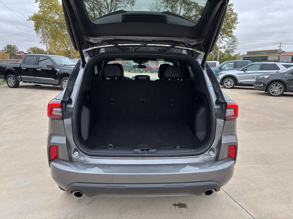 used 2023 Ford Escape car, priced at $26,292