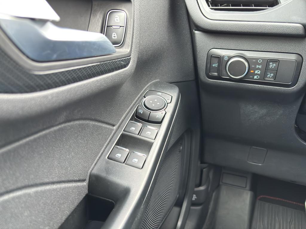 used 2023 Ford Escape car, priced at $26,292