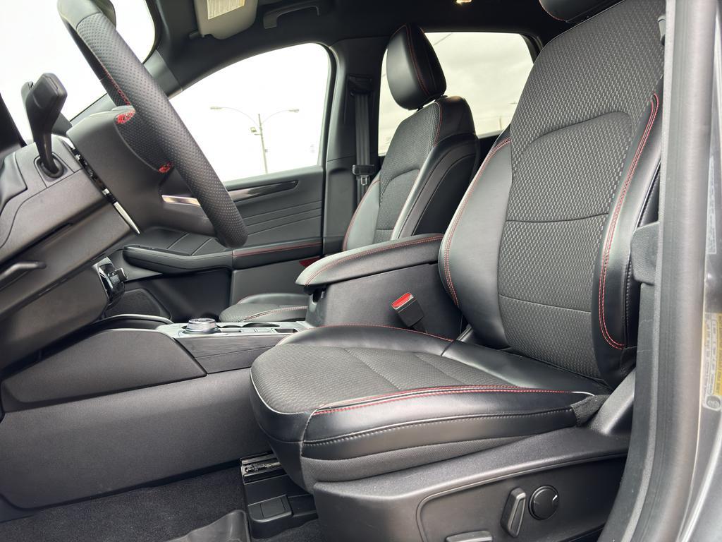 used 2023 Ford Escape car, priced at $26,292