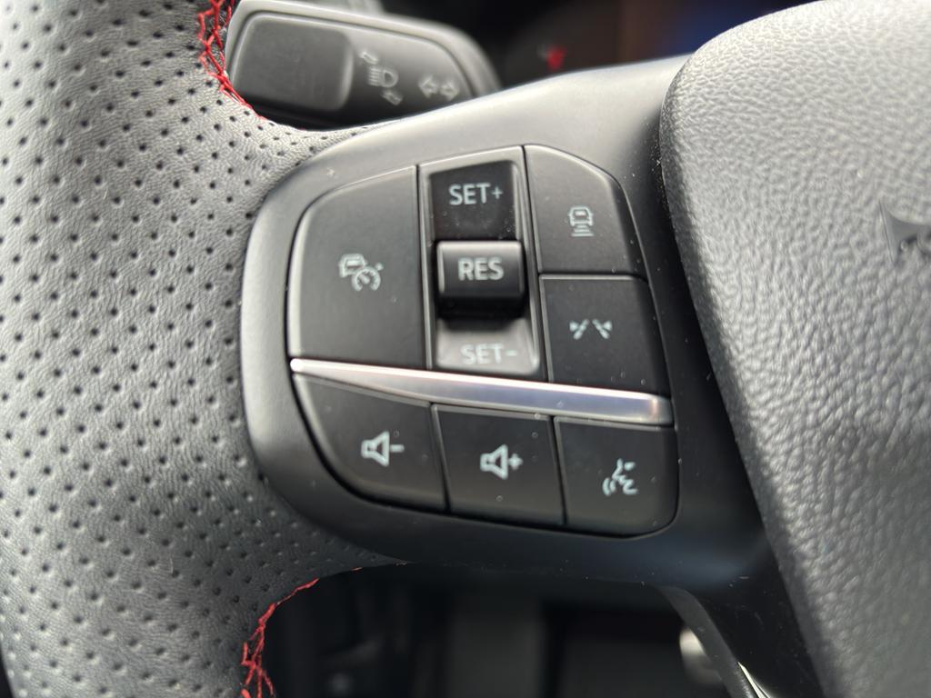 used 2023 Ford Escape car, priced at $26,292