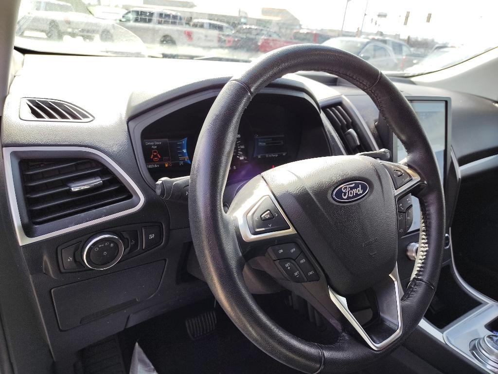 used 2024 Ford Edge car, priced at $28,993