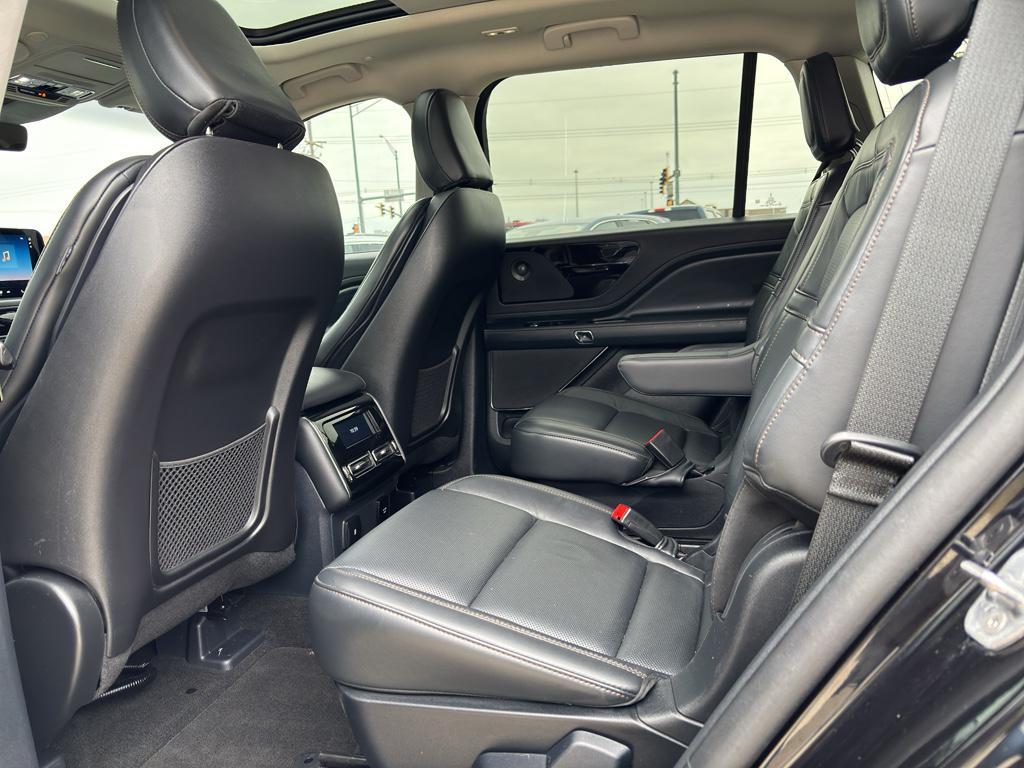 used 2025 Lincoln Aviator car, priced at $63,331