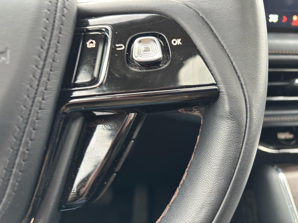 used 2025 Lincoln Aviator car, priced at $63,331