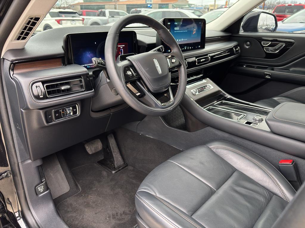 used 2025 Lincoln Aviator car, priced at $63,331