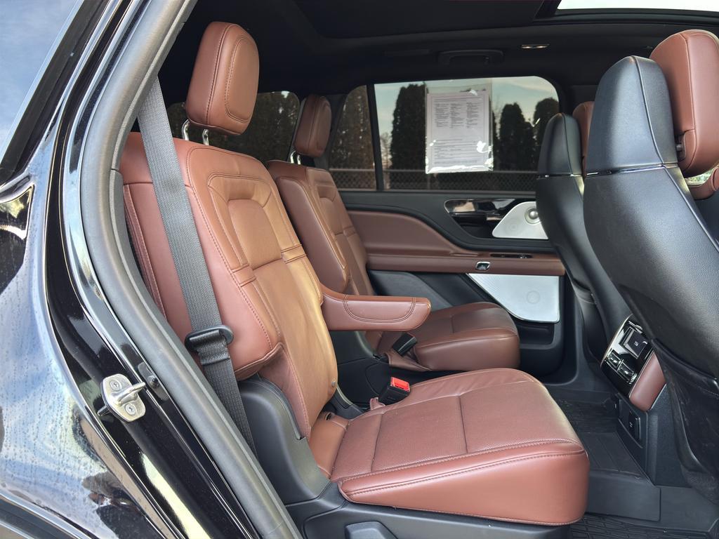 used 2025 Lincoln Aviator car, priced at $69,993