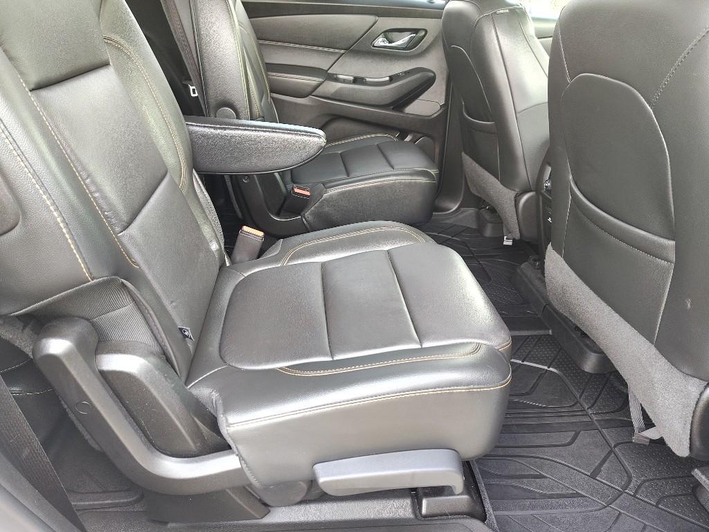 used 2019 Chevrolet Traverse car, priced at $21,592