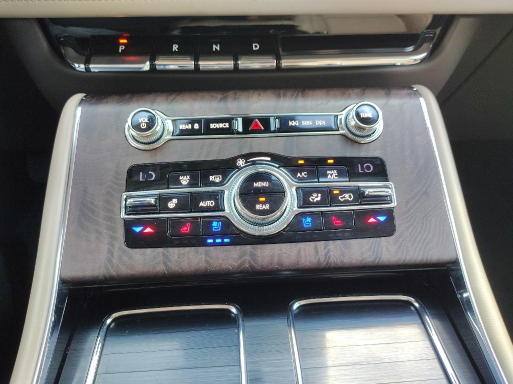 used 2020 Lincoln Aviator car, priced at $29,991