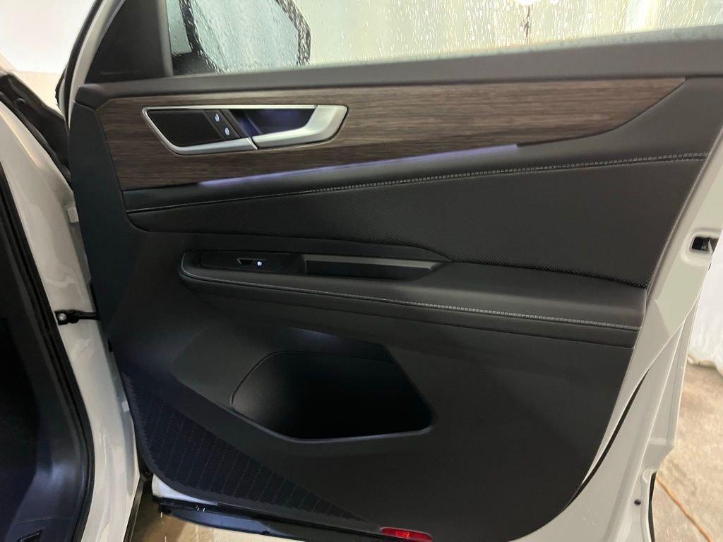 new 2026 Volkswagen Atlas car, priced at $46,666