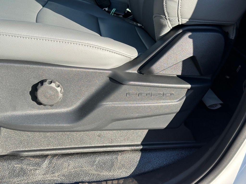 new 2024 Ford F-250 car, priced at $41,505