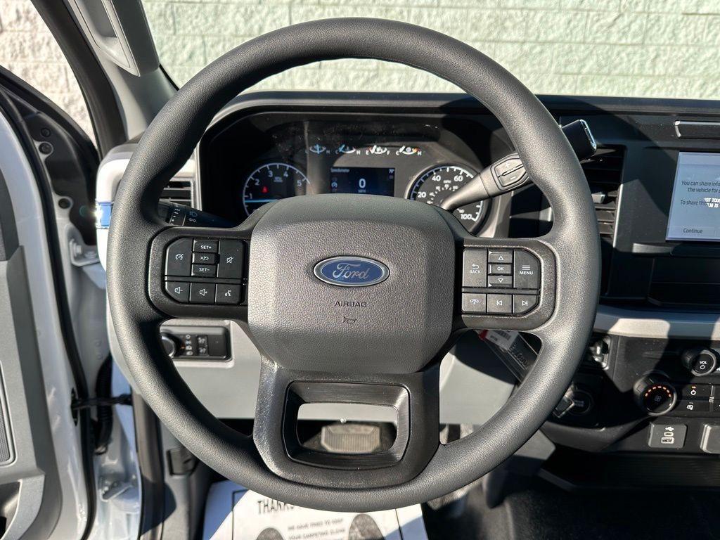new 2024 Ford F-250 car, priced at $41,505