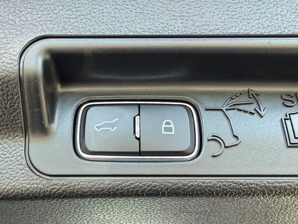 used 2023 Ford Explorer car, priced at $29,960