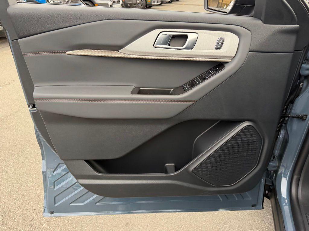 new 2026 Ford Explorer car