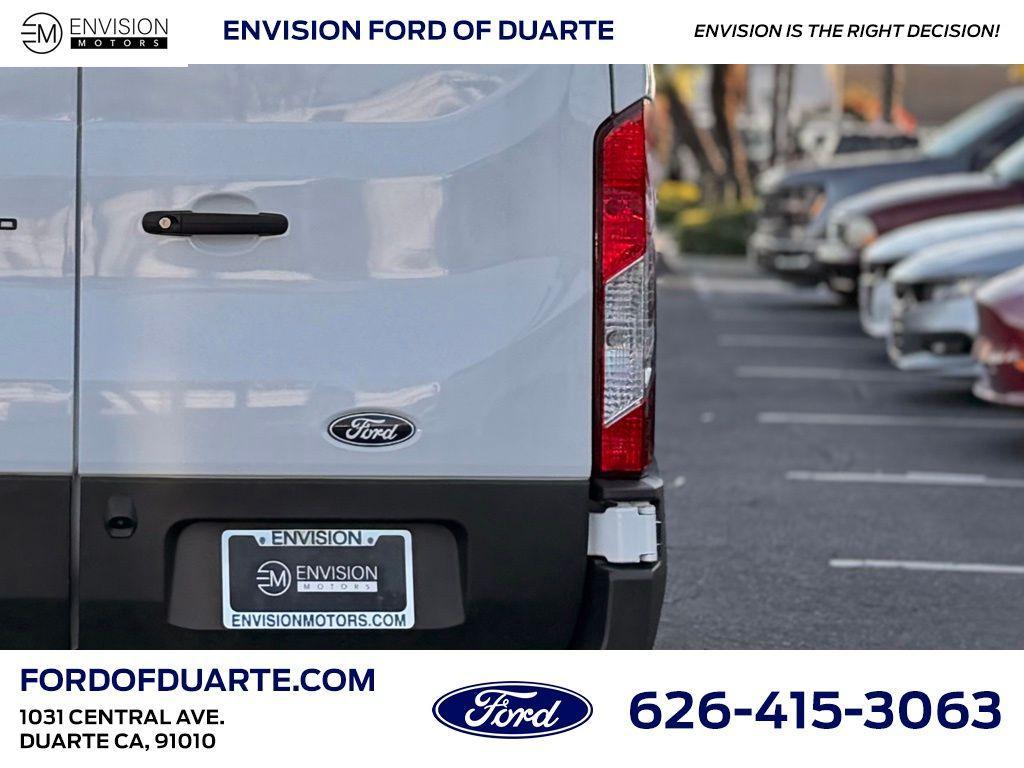 new 2026 Ford Transit-150 car