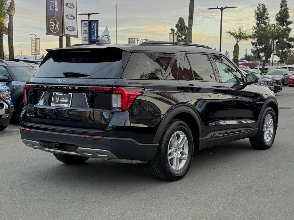 new 2026 Ford Explorer car