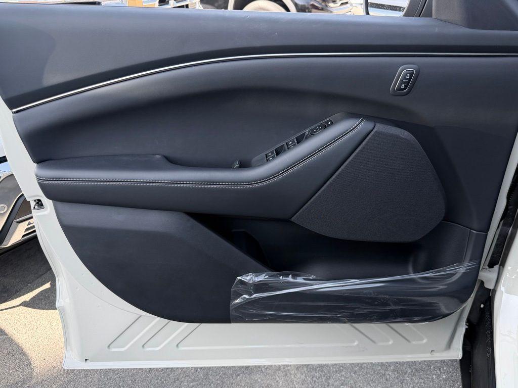 new 2026 Ford Mustang Mach-E car