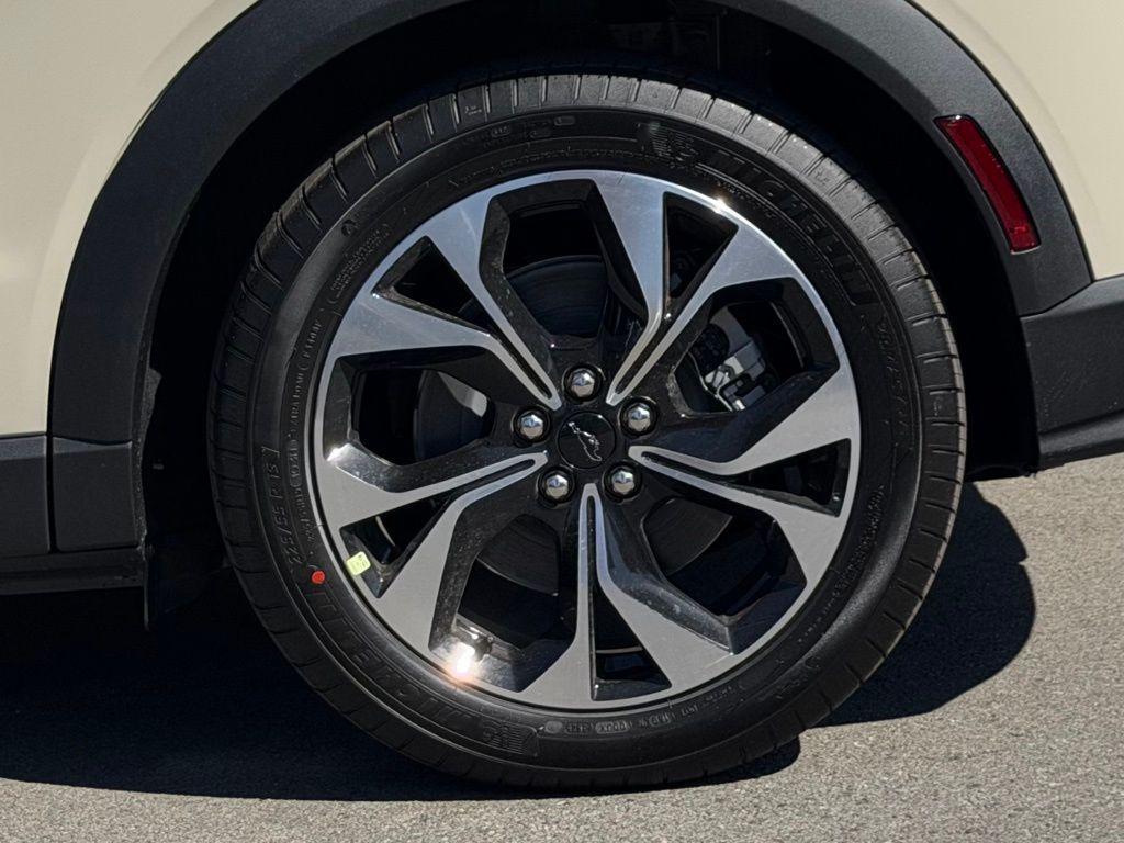 new 2026 Ford Mustang Mach-E car