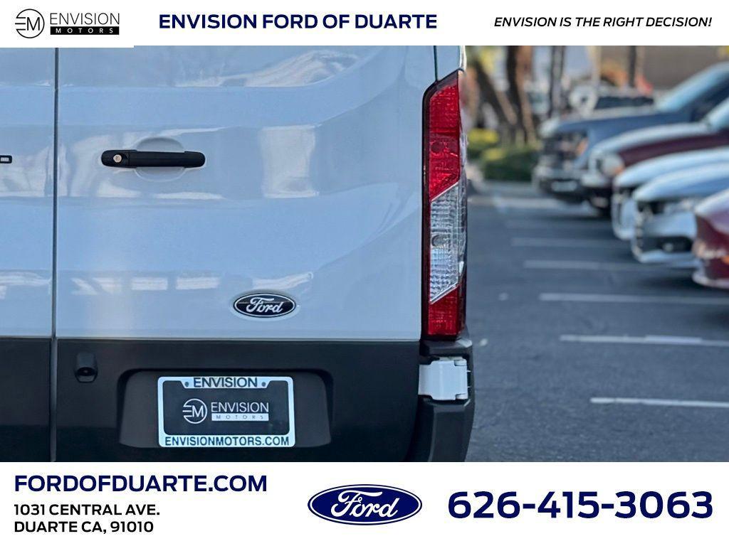 new 2026 Ford Transit-150 car