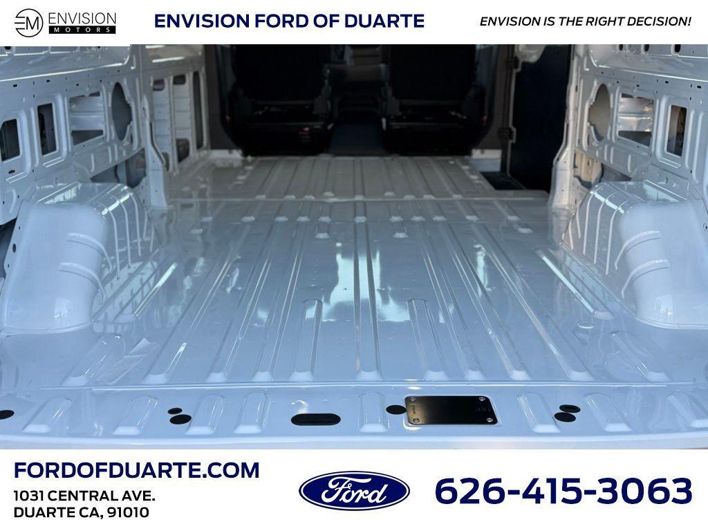 new 2026 Ford Transit-150 car