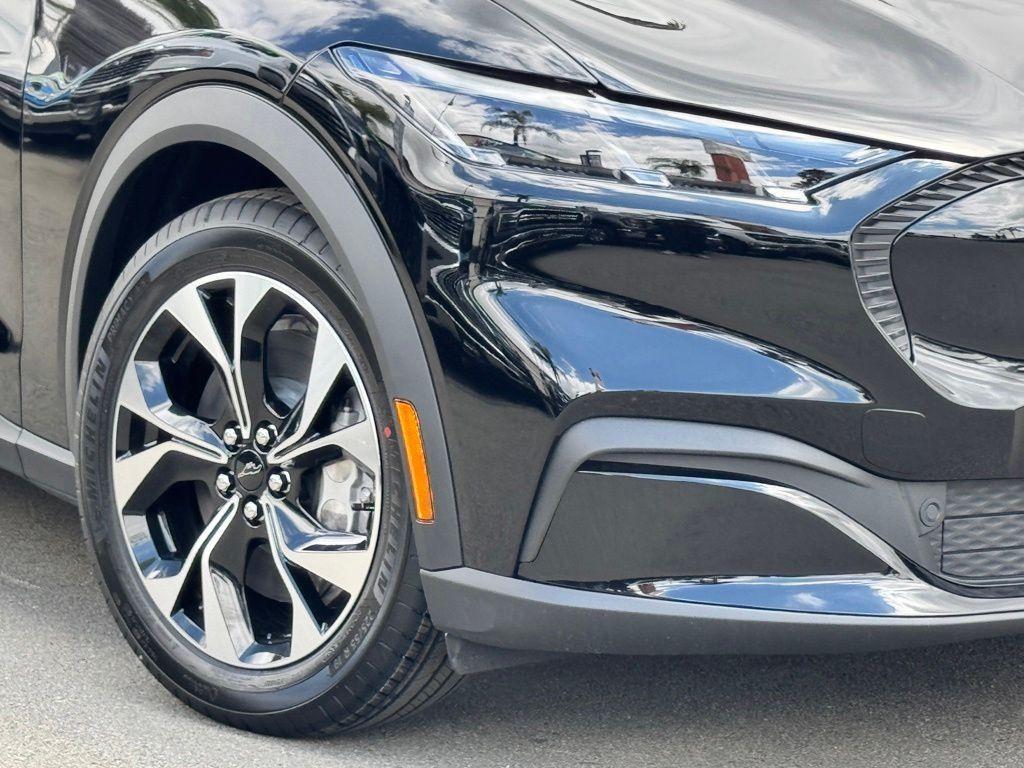 new 2026 Ford Mustang Mach-E car