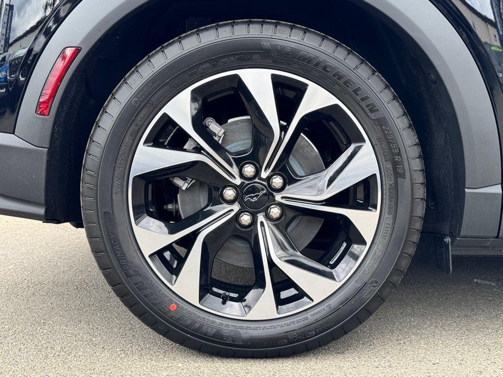 new 2026 Ford Mustang Mach-E car