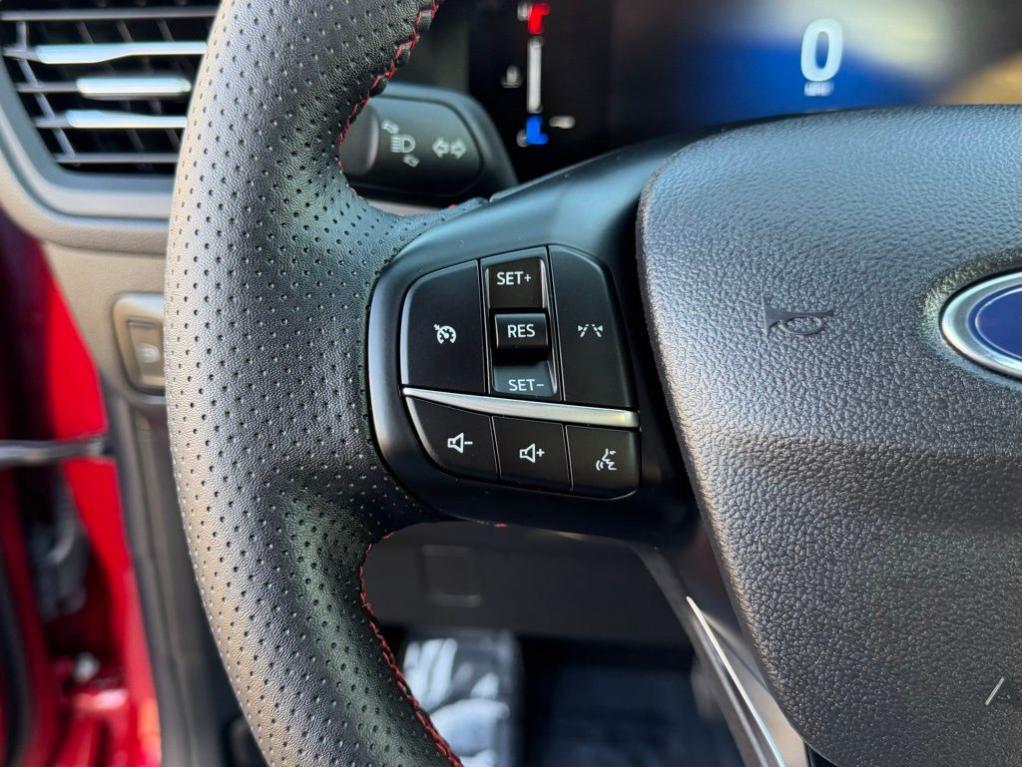 used 2025 Ford Escape car, priced at $29,799