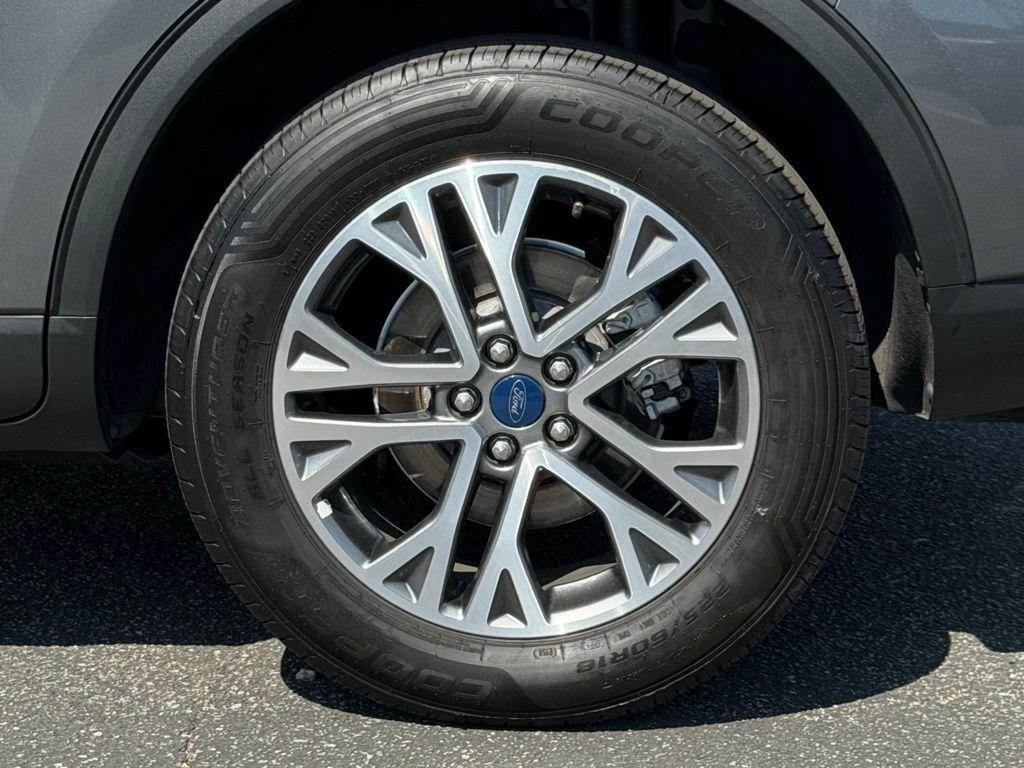 used 2022 Ford Escape car, priced at $18,750