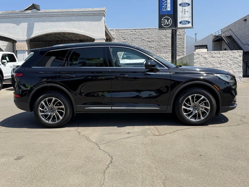 used 2022 Lincoln Corsair car, priced at $26,072