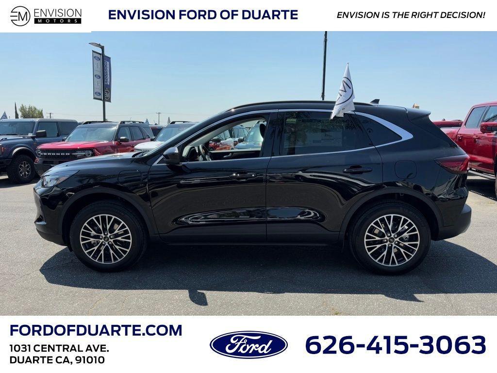 new 2025 Ford Escape car, priced at $33,875