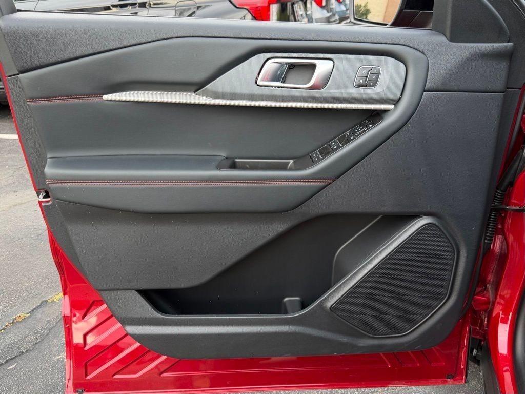 new 2026 Ford Explorer car