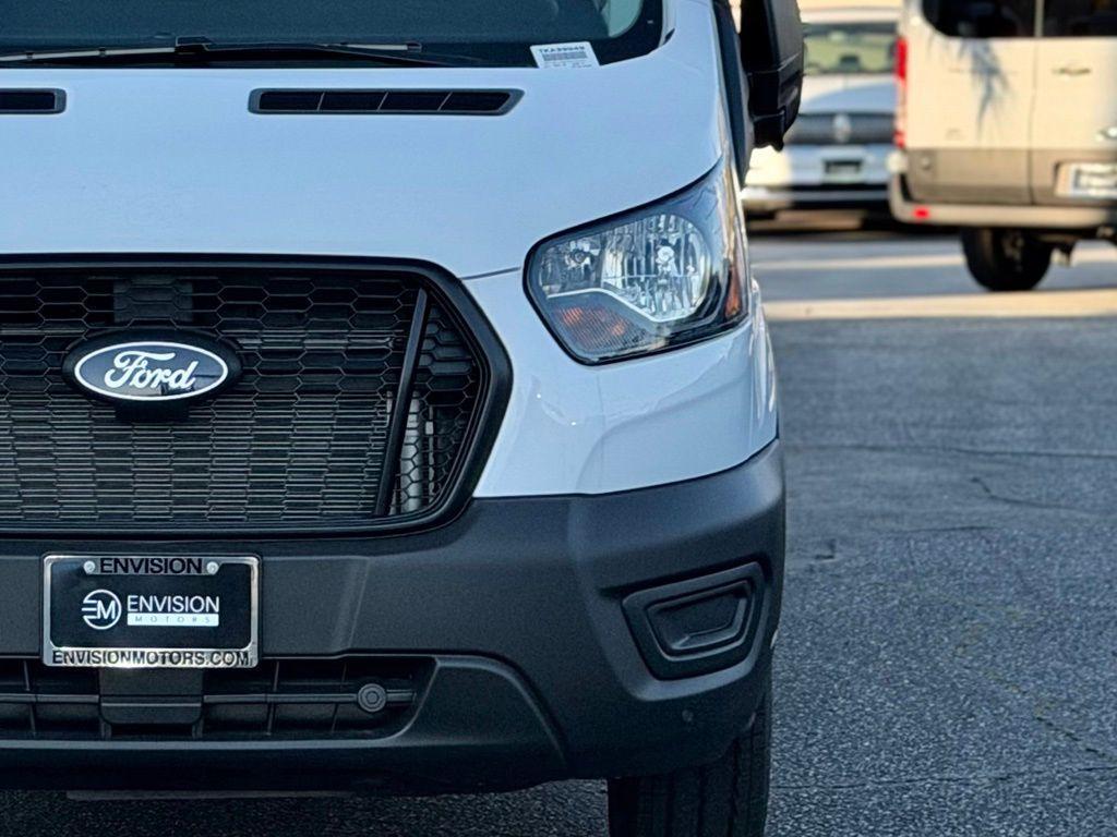 new 2026 Ford Transit-150 car