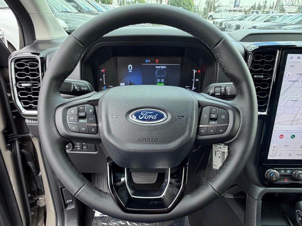 new 2025 Ford Ranger car, priced at $33,620