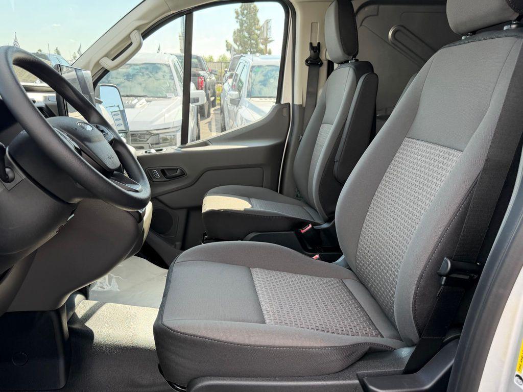 new 2026 Ford Transit-150 car
