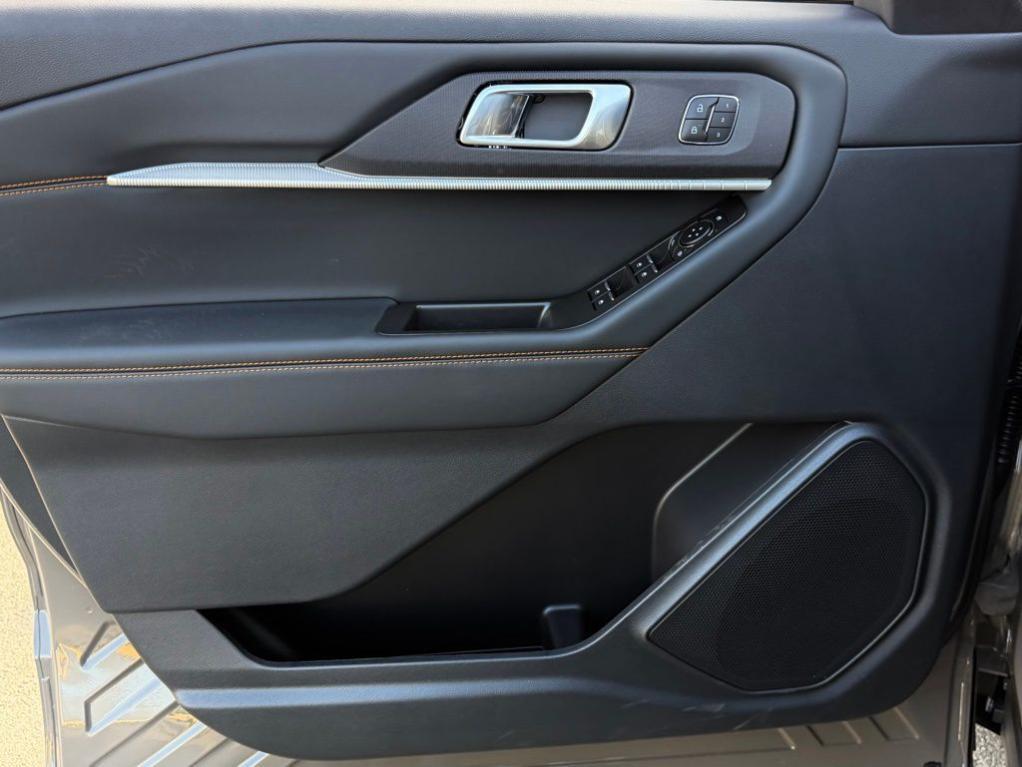 new 2026 Ford Explorer car