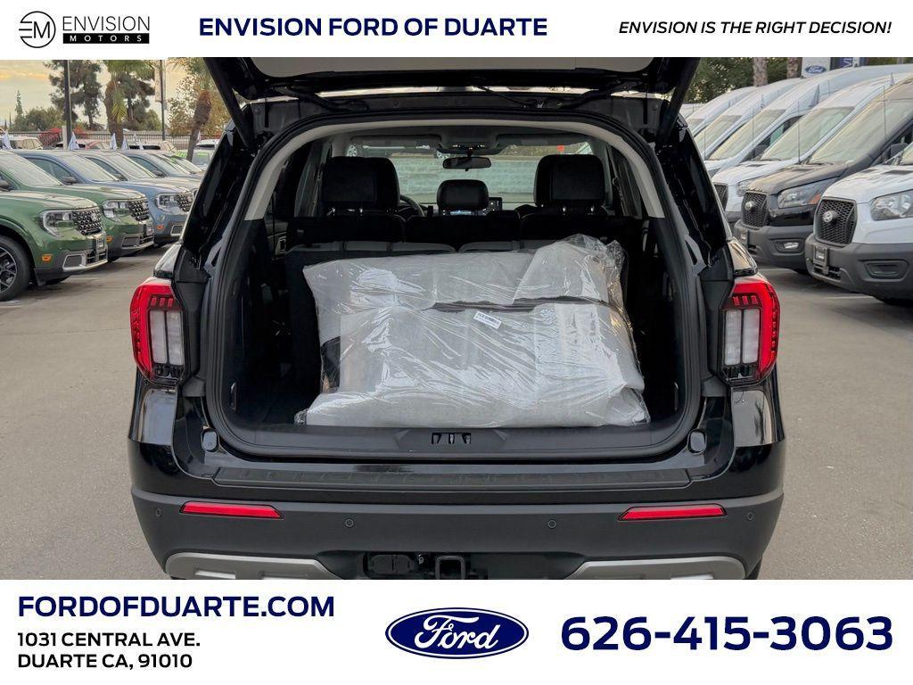 new 2026 Ford Explorer car