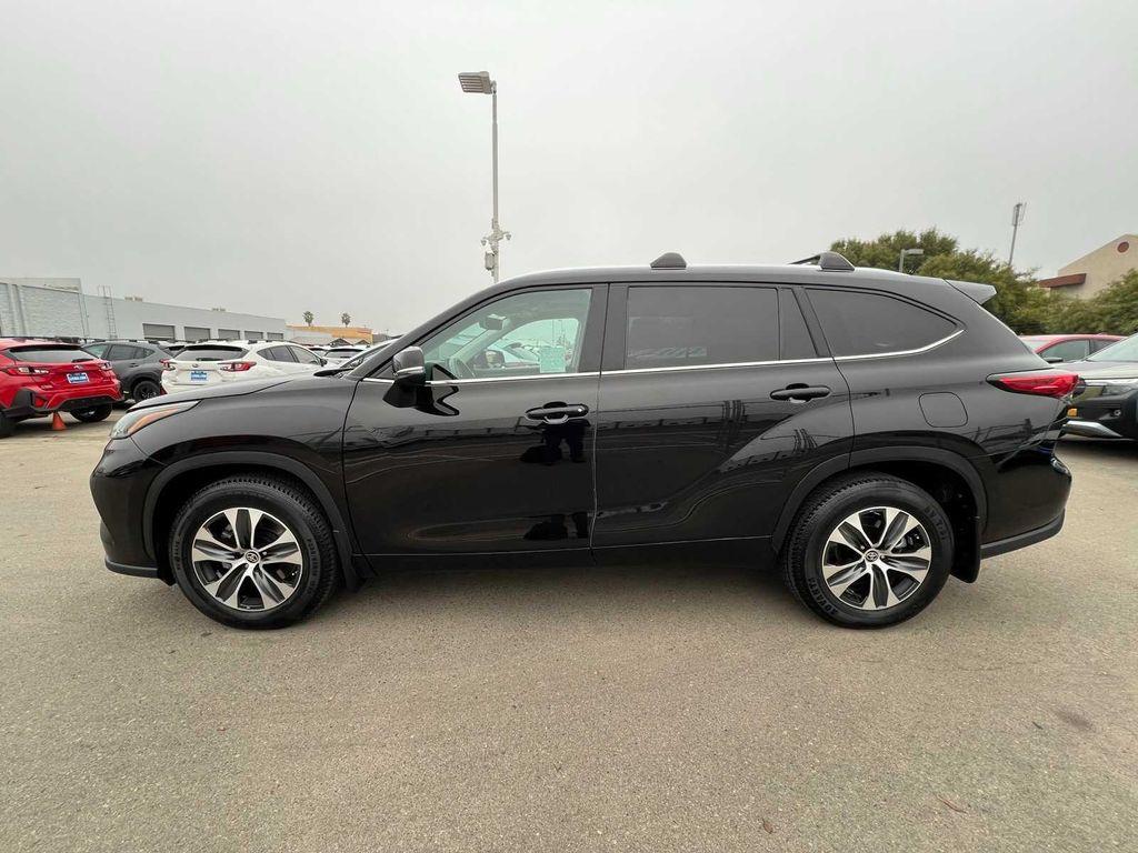used 2021 Toyota Highlander car, priced at $27,882