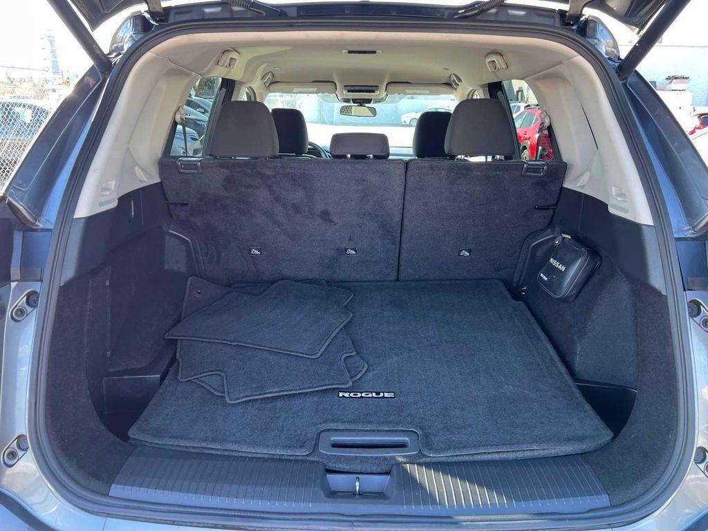 used 2024 Nissan Rogue car, priced at $20,260