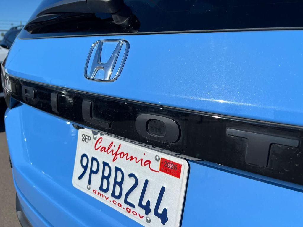 used 2025 Honda Pilot car, priced at $46,500