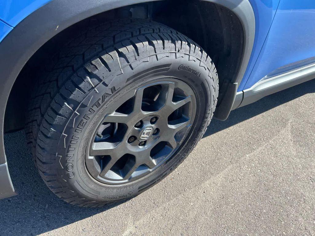 used 2025 Honda Pilot car, priced at $46,500