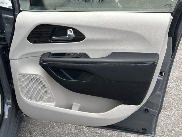 used 2024 Chrysler Pacifica car, priced at $39,491