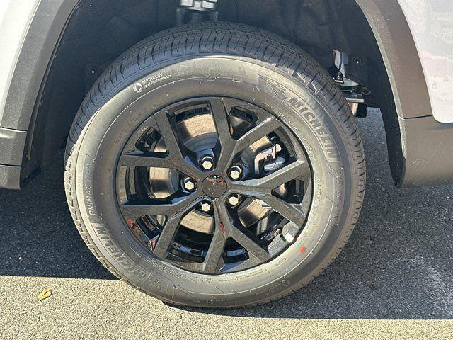 new 2025 Jeep Grand Cherokee L car, priced at $37,135