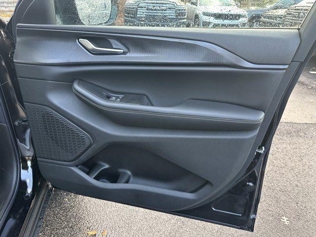 new 2025 Jeep Grand Cherokee car, priced at $36,730