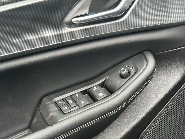 new 2025 Jeep Grand Cherokee car, priced at $30,225