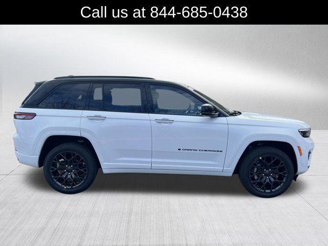 new 2025 Jeep Grand Cherokee car, priced at $58,465