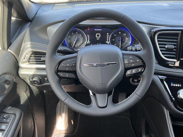 new 2026 Chrysler Pacifica car, priced at $45,025