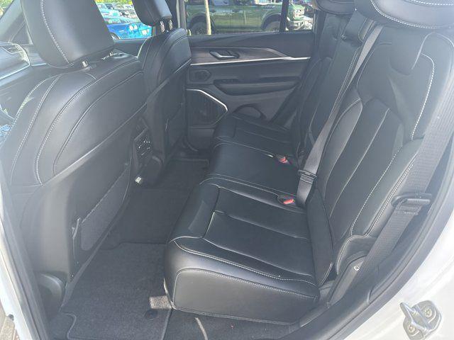 new 2025 Jeep Grand Cherokee car, priced at $39,915