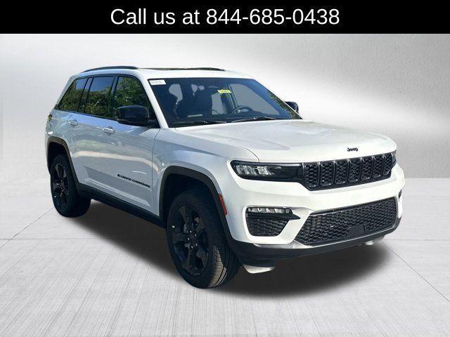 new 2025 Jeep Grand Cherokee car, priced at $39,915