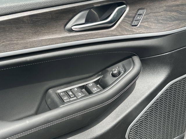 new 2026 Jeep Grand Cherokee car, priced at $49,995