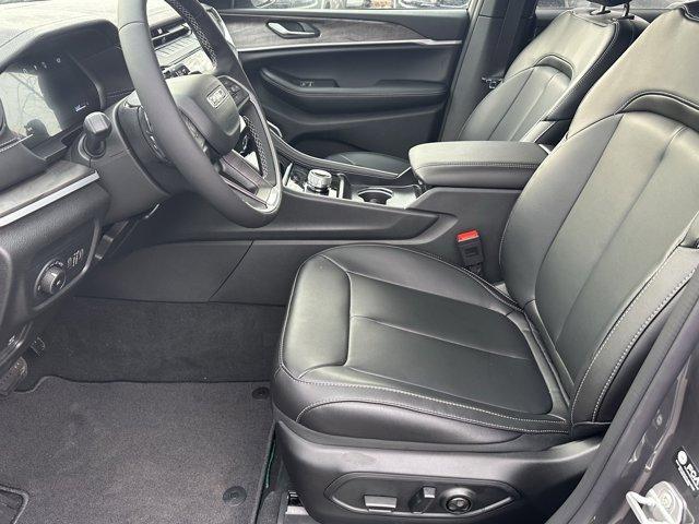 new 2026 Jeep Grand Cherokee car, priced at $45,505