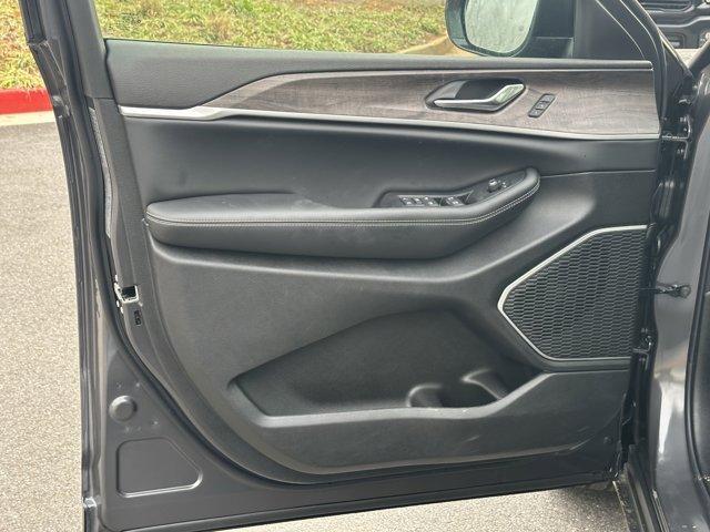 new 2026 Jeep Grand Cherokee car, priced at $45,505