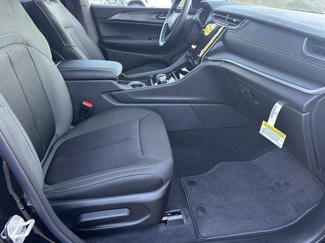 new 2025 Jeep Grand Cherokee L car, priced at $33,125